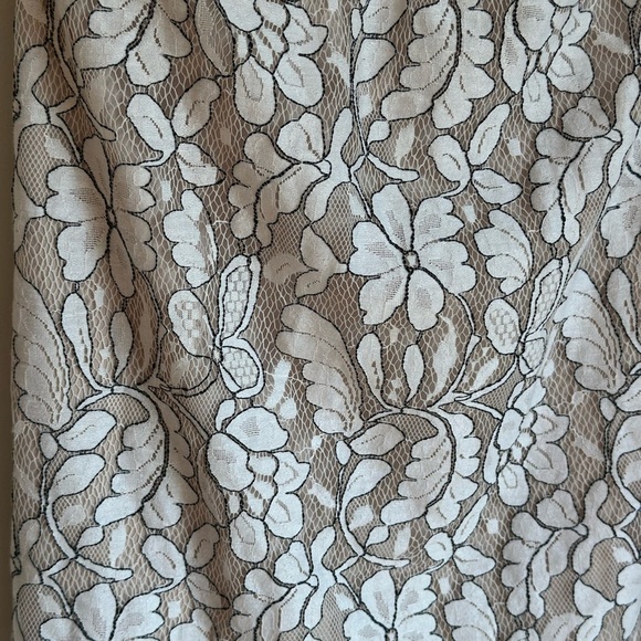 Lulu's Delicate Darling Beige & Ivory Lace Bodycon Dress Sz Medium Wedding Bride - Picture 4 of 10